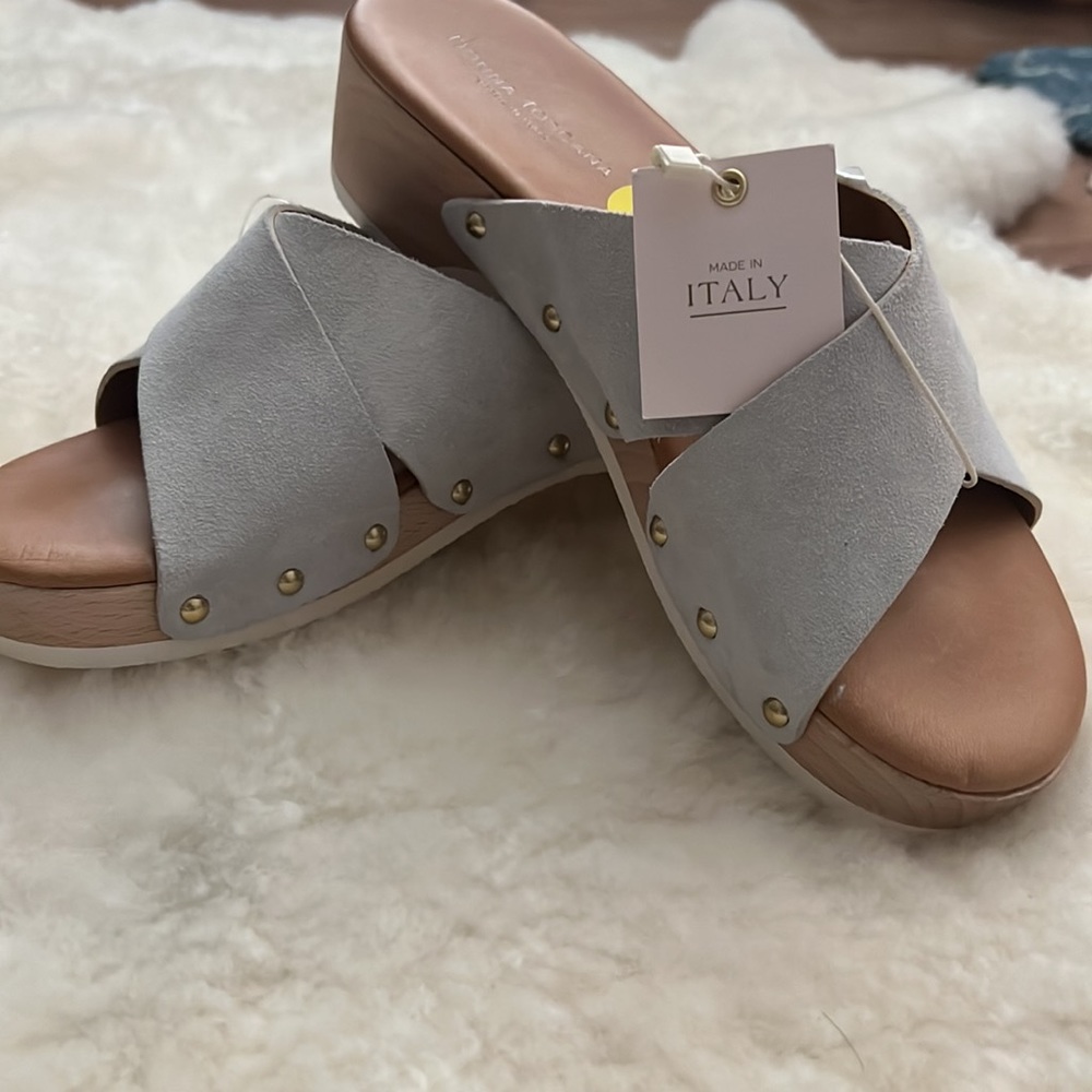 Gorgeous comfortable authentic Italian buttery suede leather and wood clogs